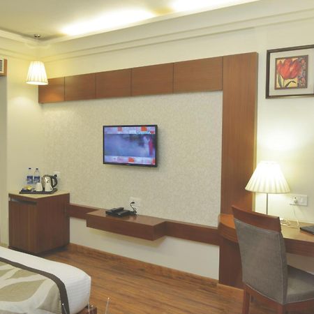 Hotel Regent Grand New Delhi Bagian luar foto