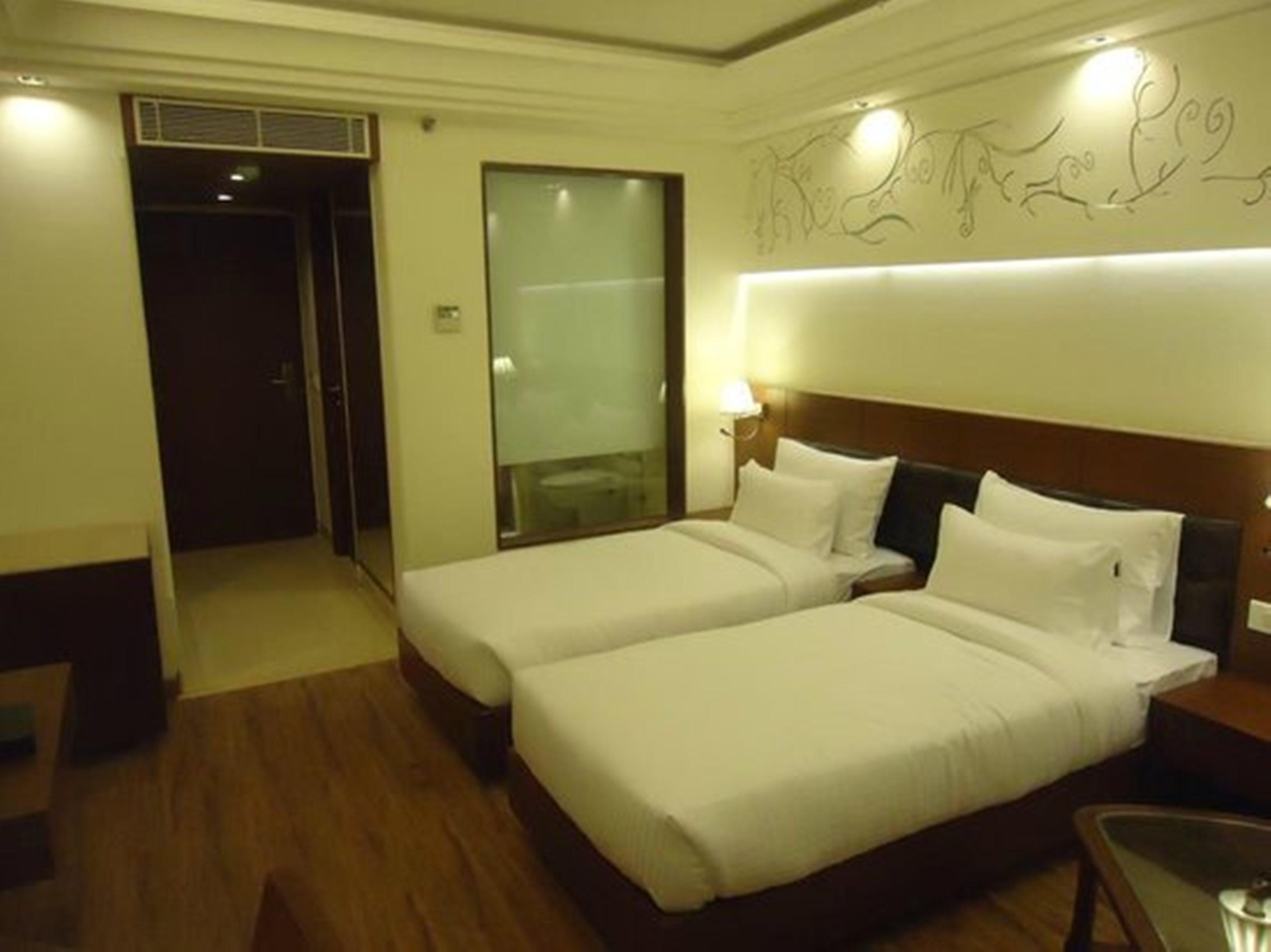 Hotel Regent Grand New Delhi Bagian luar foto