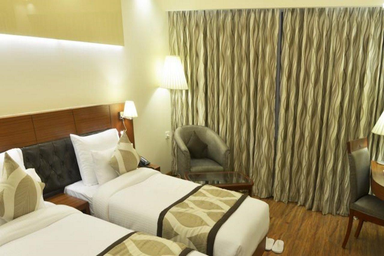Hotel Regent Grand New Delhi Bagian luar foto