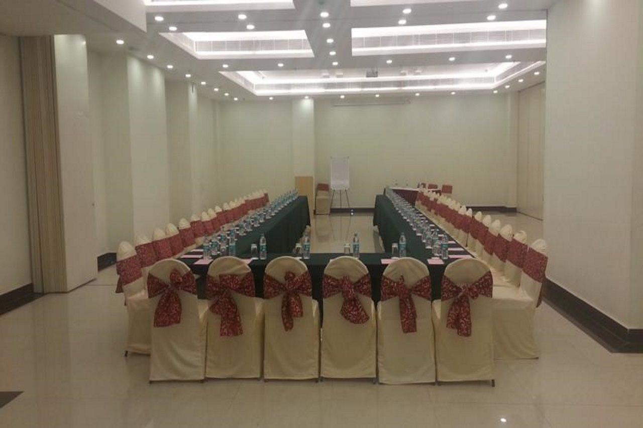 Hotel Regent Grand New Delhi Bagian luar foto