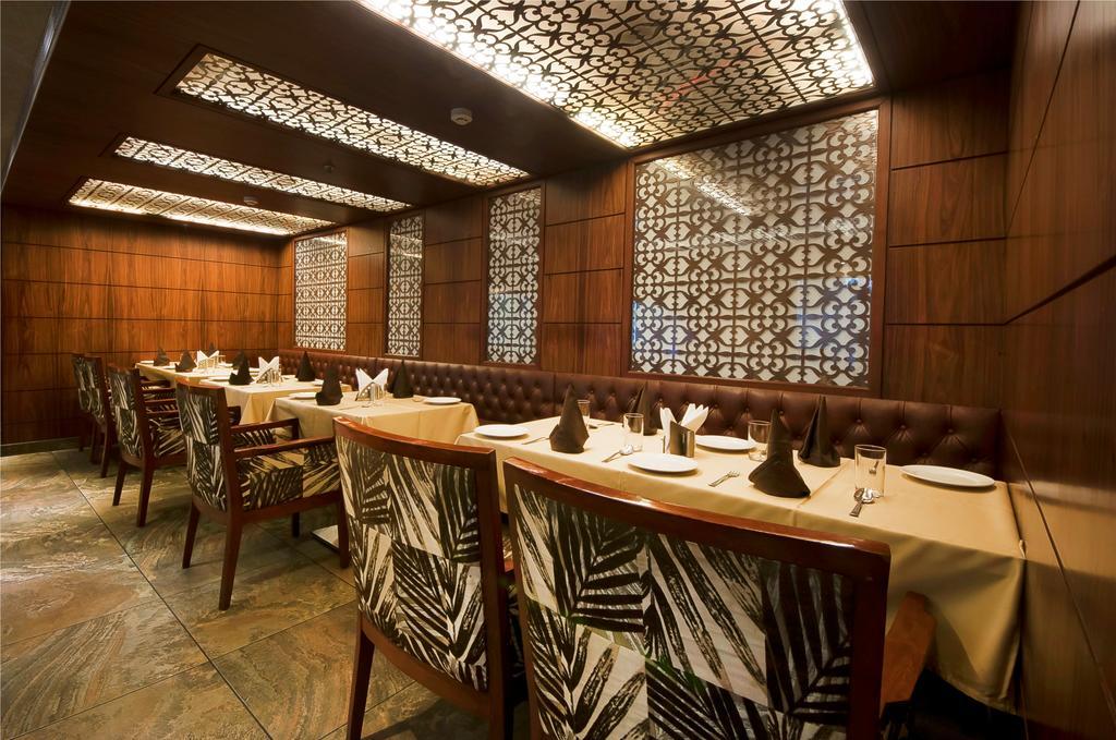 Hotel Regent Grand New Delhi Bagian luar foto