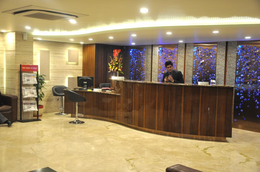 Hotel Regent Grand New Delhi Bagian luar foto
