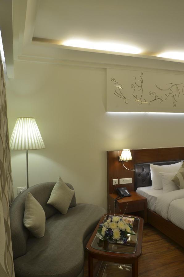 Hotel Regent Grand New Delhi Bagian luar foto